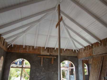  Master bedroom ceiling