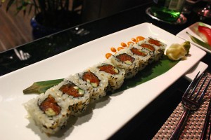 spicy tuna sushi roll at tokyo bay