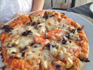 veggie pizza at ocean echo